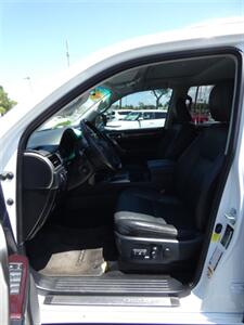2017 Lexus GX 460 - Photo 41 - Naples, FL 34104