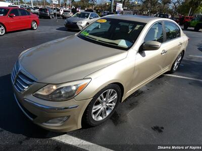 2012 Hyundai Genesis 3.8   - Photo 3 - Naples, FL 34104