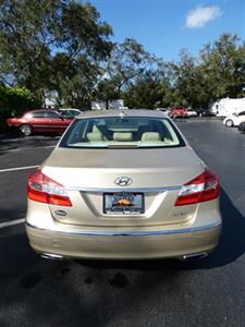 2012 Hyundai Genesis 3.8   - Photo 13 - Naples, FL 34104