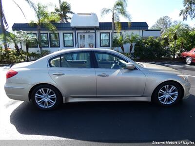 2012 Hyundai Genesis 3.8   - Photo 2 - Naples, FL 34104