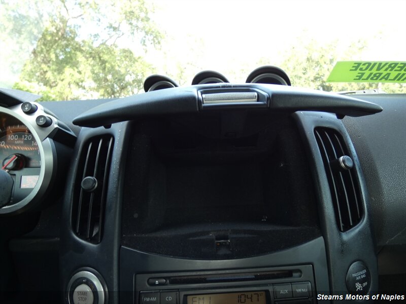 2010 Nissan 370Z Base photo 21