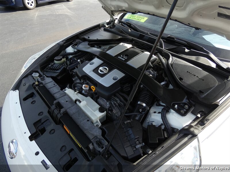 2010 Nissan 370Z Base photo 5