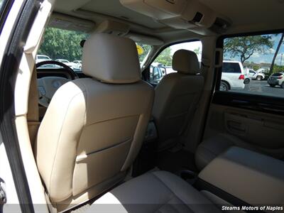 2005 Lincoln Aviator Luxury   - Photo 43 - Naples, FL 34104