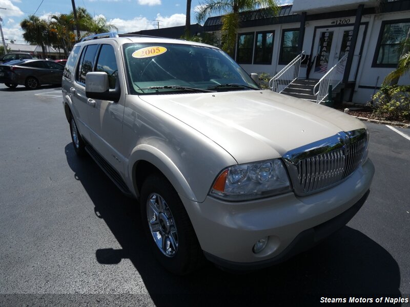 2005 Lincoln Aviator Luxury  
