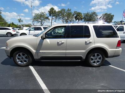 2005 Lincoln Aviator Luxury   - Photo 10 - Naples, FL 34104