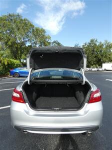 2018 Nissan Altima 2.5 SL   - Photo 14 - Naples, FL 34104