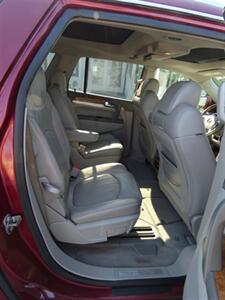 2008 Buick Enclave CXL   - Photo 57 - Naples, FL 34104