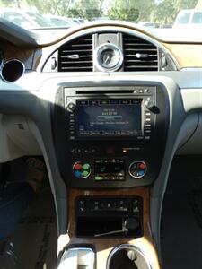 2008 Buick Enclave CXL   - Photo 32 - Naples, FL 34104