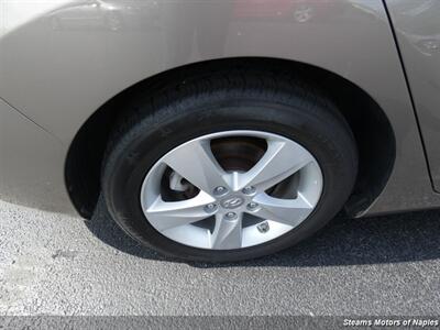 2013 Hyundai Elantra GLS - Photo 17 - Naples, FL 34104