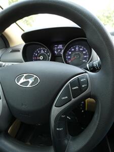 2013 Hyundai Elantra GLS - Photo 26 - Naples, FL 34104