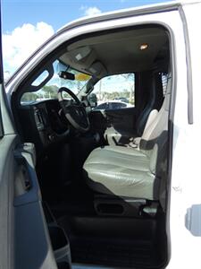 2018 Chevrolet Express 2500   - Photo 34 - Naples, FL 34104