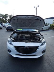 2015 Mazda MAZDA3 i Sport - Photo 6 - Naples, FL 34104