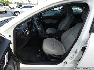 2015 Mazda MAZDA3 i Sport - Photo 39 - Naples, FL 34104