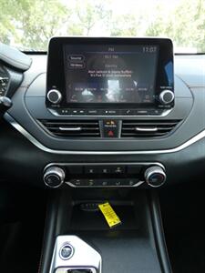 2019 Nissan Altima 2.5 SR   - Photo 31 - Naples, FL 34104