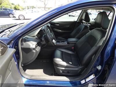 2019 Nissan Altima 2.5 SR   - Photo 39 - Naples, FL 34104