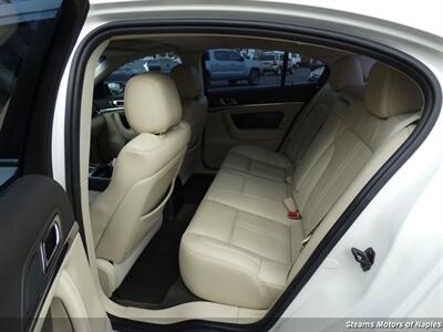 2013 Lincoln MKS   - Photo 43 - Naples, FL 34104