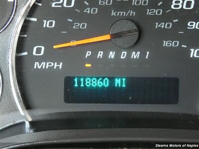 2019 Chevrolet Express 2500   - Photo 17 - Naples, FL 34104