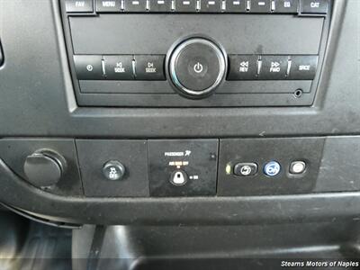 2019 Chevrolet Express 2500   - Photo 25 - Naples, FL 34104