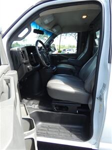 2019 Chevrolet Express 2500   - Photo 32 - Naples, FL 34104
