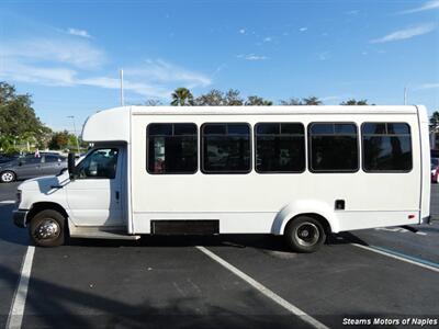 2016 Ford E-Series Van 450 SHUTTLE BUS   - Photo 9 - Naples, FL 34104