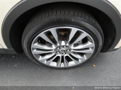 2016 Lincoln MKX Reserve   - Photo 17 - Naples, FL 34104