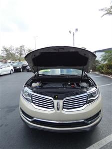 2016 Lincoln MKX Reserve   - Photo 6 - Naples, FL 34104