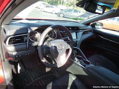 2018 Toyota Camry XLE   - Photo 37 - Naples, FL 34104