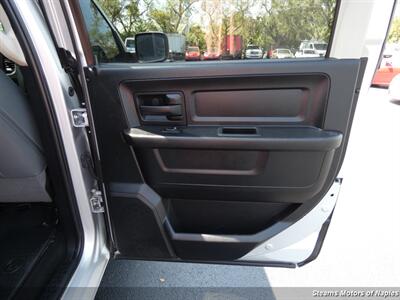 2015 RAM 1500 Express   - Photo 54 - Naples, FL 34104