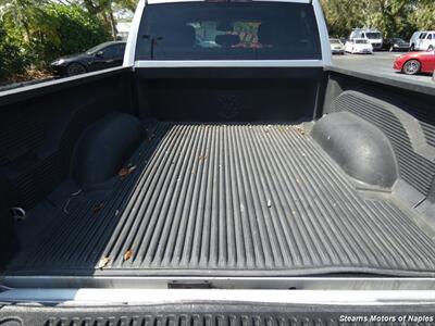 2015 RAM 1500 Express   - Photo 16 - Naples, FL 34104