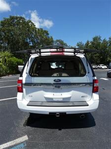 2016 Ford Expedition XLT - Photo 14 - Naples, FL 34104