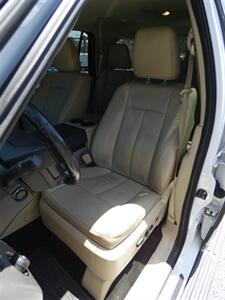 2016 Ford Expedition XLT - Photo 40 - Naples, FL 34104