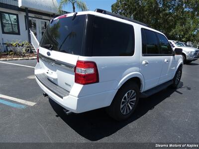 2016 Ford Expedition XLT - Photo 11 - Naples, FL 34104
