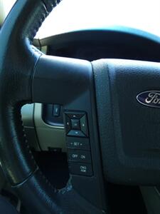 2016 Ford Expedition XLT - Photo 26 - Naples, FL 34104