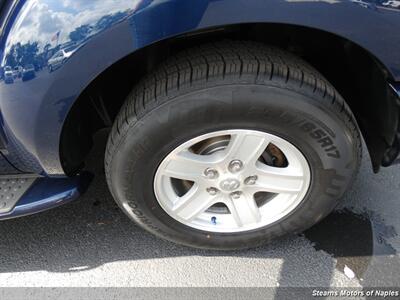 2005 Dodge Durango Limited - Photo 19 - Naples, FL 34104
