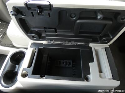 2005 Dodge Durango Limited - Photo 34 - Naples, FL 34104