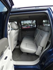 2005 Dodge Durango Limited - Photo 43 - Naples, FL 34104