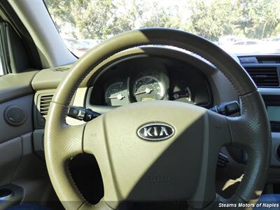 2009 Kia Sportage EX   - Photo 20 - Naples, FL 34104