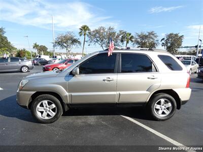 2009 Kia Sportage EX   - Photo 10 - Naples, FL 34104