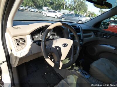 2009 Kia Sportage EX   - Photo 30 - Naples, FL 34104