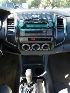 2010 Toyota Tacoma PreRunner V6   - Photo 34 - Naples, FL 34104