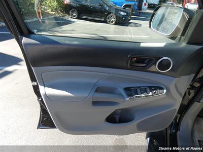 2010 Toyota Tacoma PreRunner V6   - Photo 43 - Naples, FL 34104