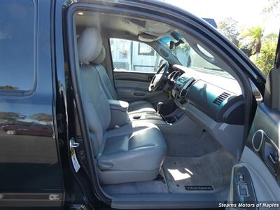 2010 Toyota Tacoma PreRunner V6   - Photo 51 - Naples, FL 34104