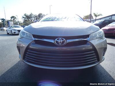 2015 Toyota Camry LE   - Photo 4 - Naples, FL 34104