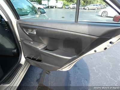 2015 Toyota Camry LE   - Photo 53 - Naples, FL 34104