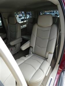 2017 Cadillac Escalade ESV Luxury - Photo 44 - Naples, FL 34104