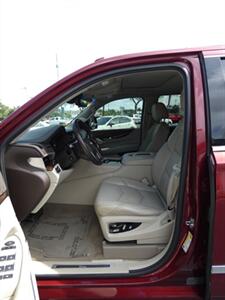 2017 Cadillac Escalade ESV Luxury - Photo 42 - Naples, FL 34104