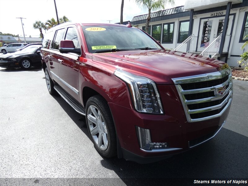 2017 Cadillac Escalade ESV 2WD Luxury's photo