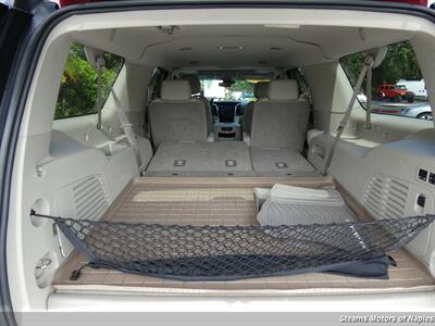 2017 Cadillac Escalade ESV Luxury - Photo 18 - Naples, FL 34104