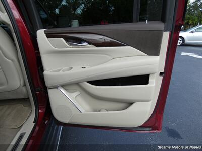 2017 Cadillac Escalade ESV Luxury - Photo 61 - Naples, FL 34104