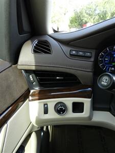 2017 Cadillac Escalade ESV Luxury - Photo 25 - Naples, FL 34104